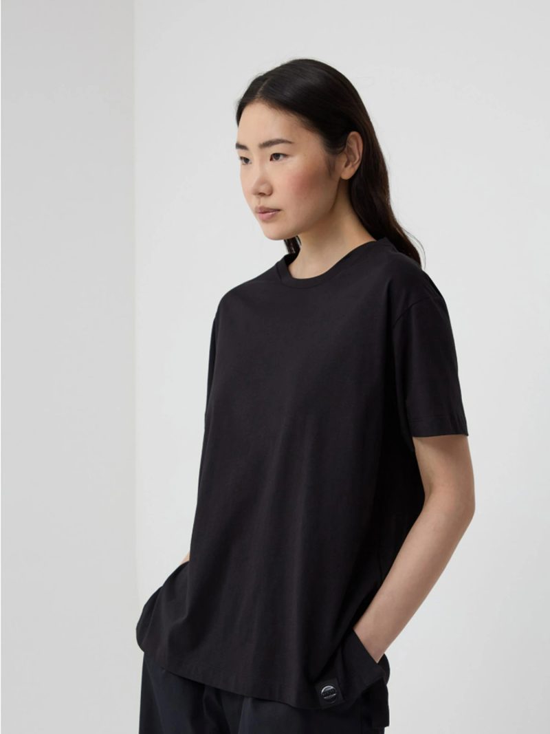 アシンメトリークルーネックTシャツ